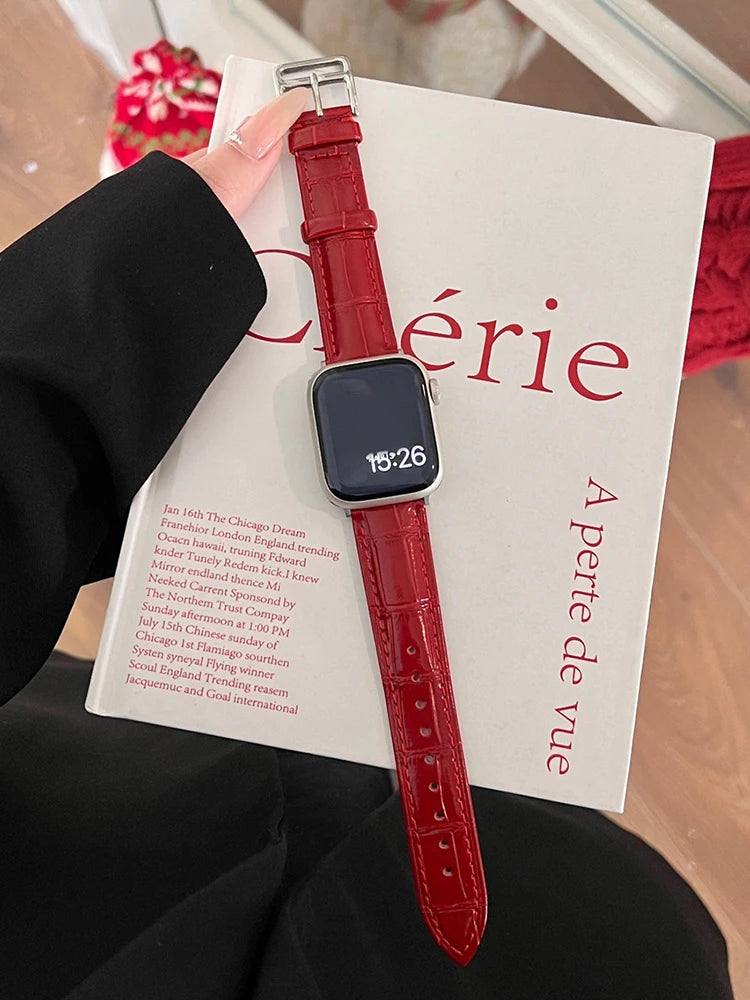 Luxury strap for Apple Watch Band 44mm 45mm 40mm-41mm 42 women Genuine Leather red Bracelet series 8 7 SE 6 5 4 Ultra 49mm bands