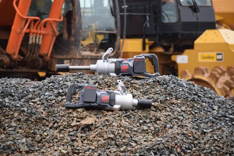 Ingersoll Rand W9491-K4E 20V High Torque 1 Inch Drive Cordless Impact Wrench Kit 2600 ft lbs Nut Busting Torque 4 Batteries