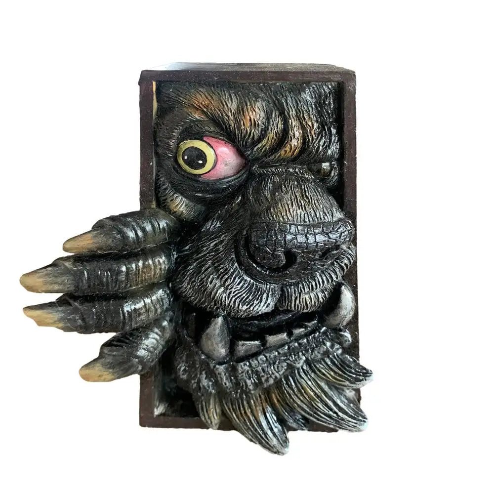 Horror Peeping On The Bookshelf Halloween Human Face Resin Bookends