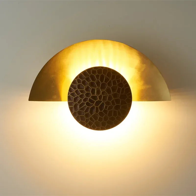 Designer Half Moon LED Wall Lamp Modern Simple Resin Iron Creative Living Room Wall Light Bedroom Bedside Stair Aisle Sconces Gold